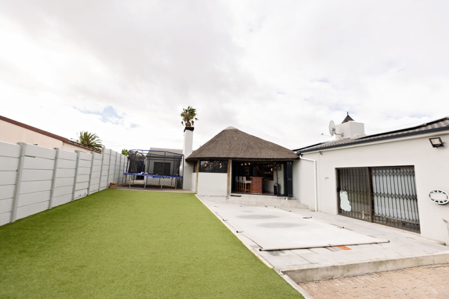 4 Bedroom Property for Sale in De Bron Western Cape